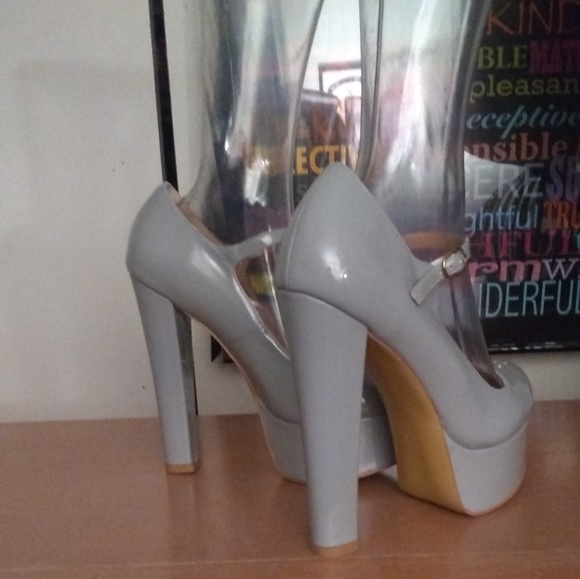 Shoes - Supreme Grey Platforms